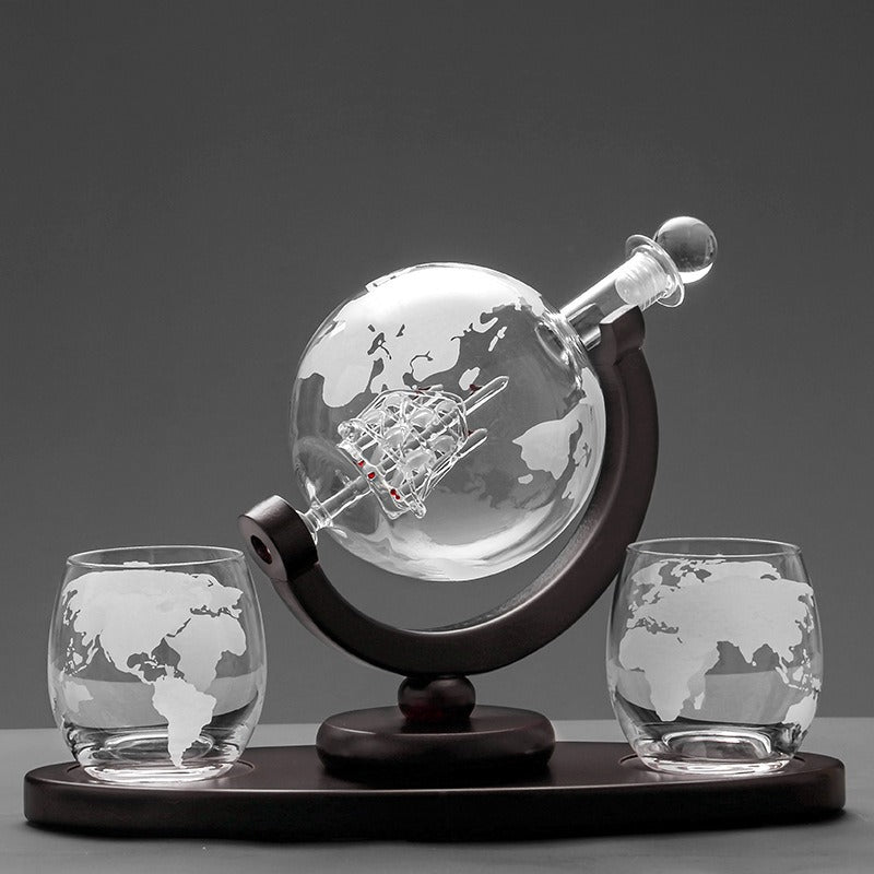 Carafe Globe en Verre Soufflé 800-900ml + Support Bois Ovale – Carafe À Vin & Whisky, Cadeau Premium Table