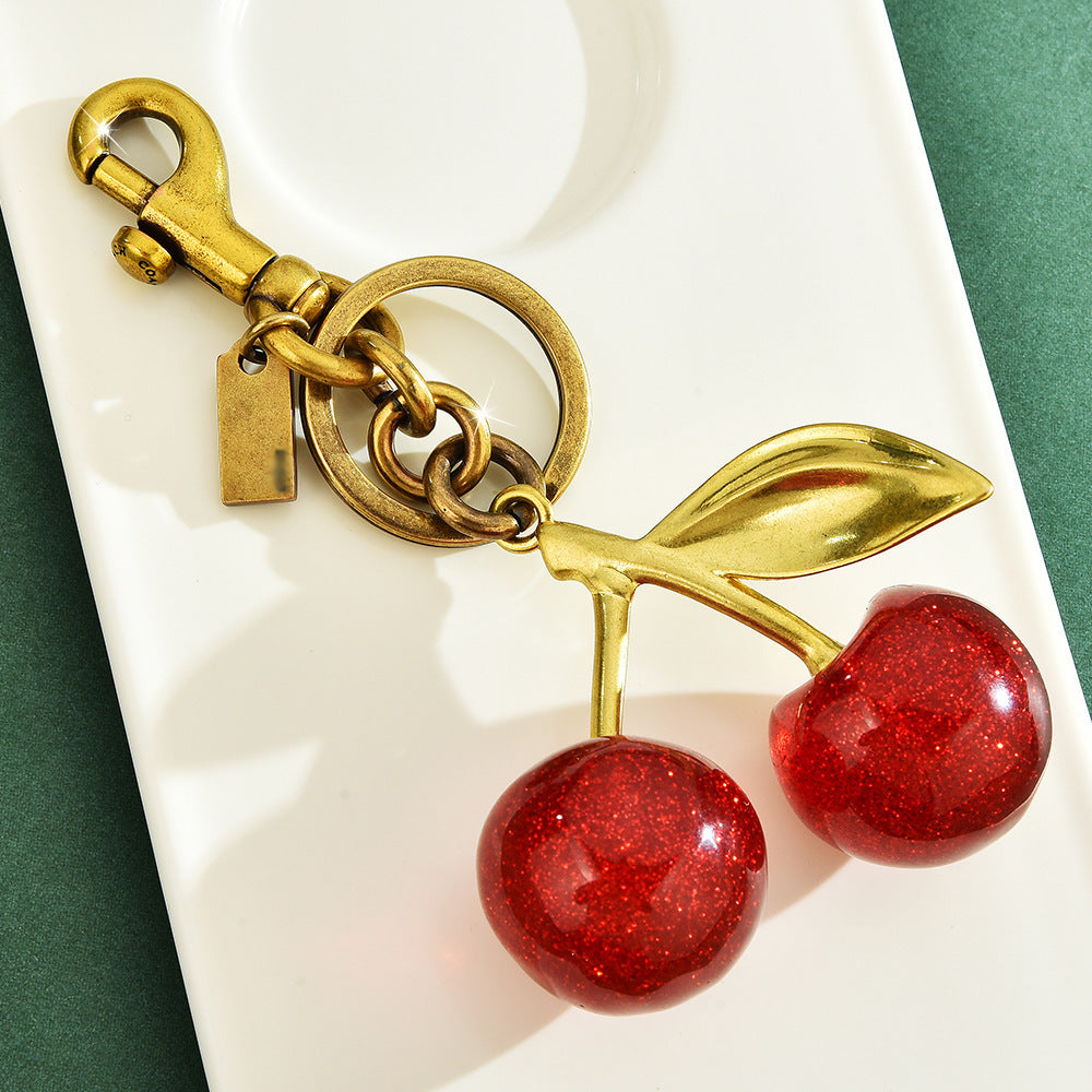 Porte-Clés Pendentif Cerise Cristal Plaqué Or – Bijou de Sac 8,5x6,5cm, 2 Coloris, Cadeau Mode & Accessoire Tendance