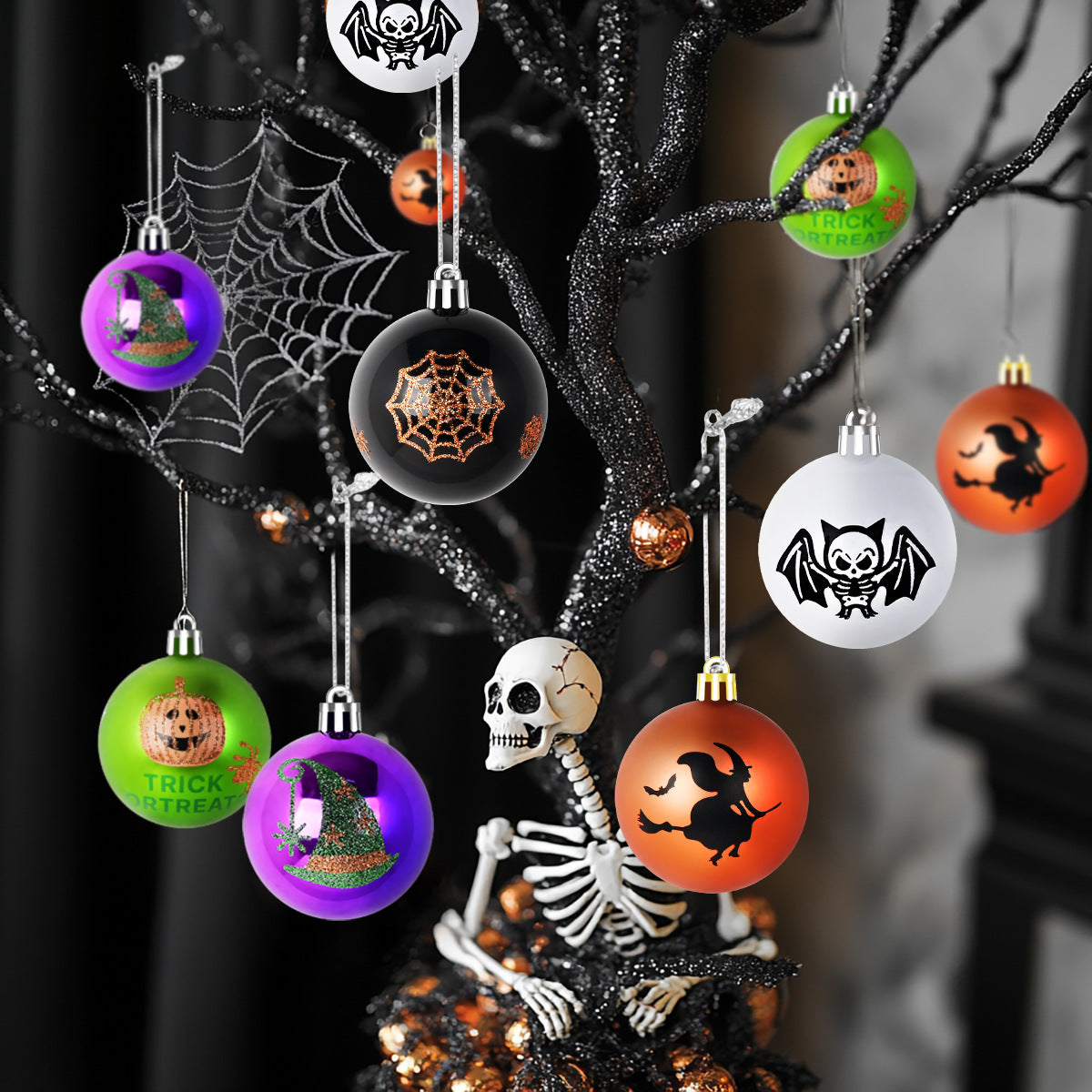 Lot de Boules Décoratives Halloween 6 cm – Peintes Électroplaquées Fantômes Crânes Citrouilles, À Suspendre Sapin & Déco