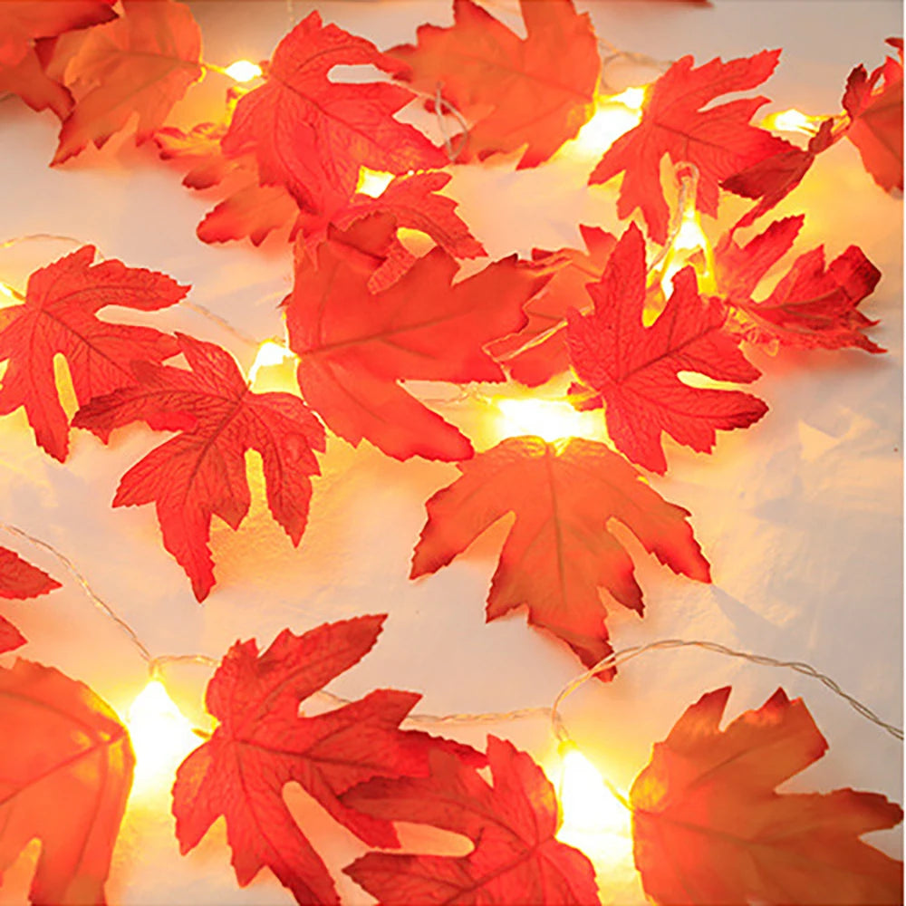 Guirlande LED Halloween Feuilles d’Érable – 2M, 3M ou 6M, USB ou Piles