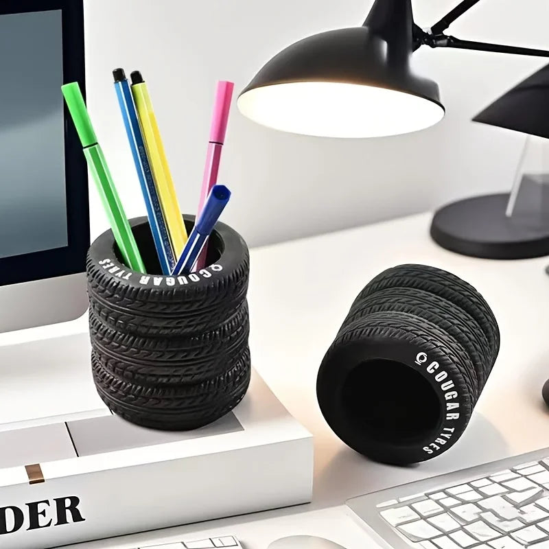Porte-Stylos Forme Pneu de Voiture – Organiseur Bureau Original – Style Fun & Déco