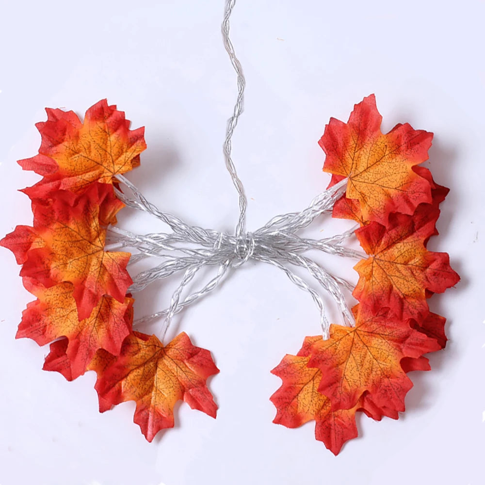 Guirlande LED Halloween Feuilles d’Érable – 2M, 3M ou 6M, USB ou Piles