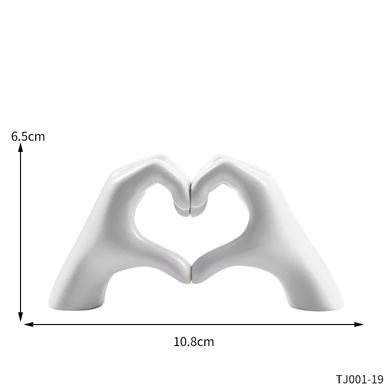Sculpture Geste d’Amour en Résine – Déco Nordique Luxe, Bureau Maison Cadeau