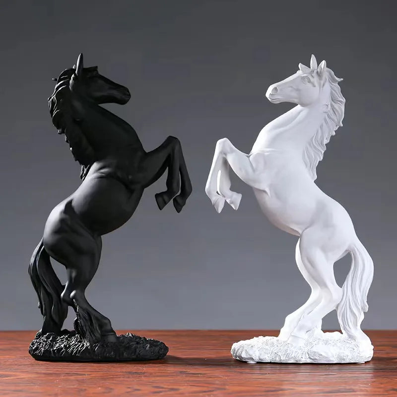 Statue Cheval de la Victoire en Résine – Figurine Décorative Style Européen