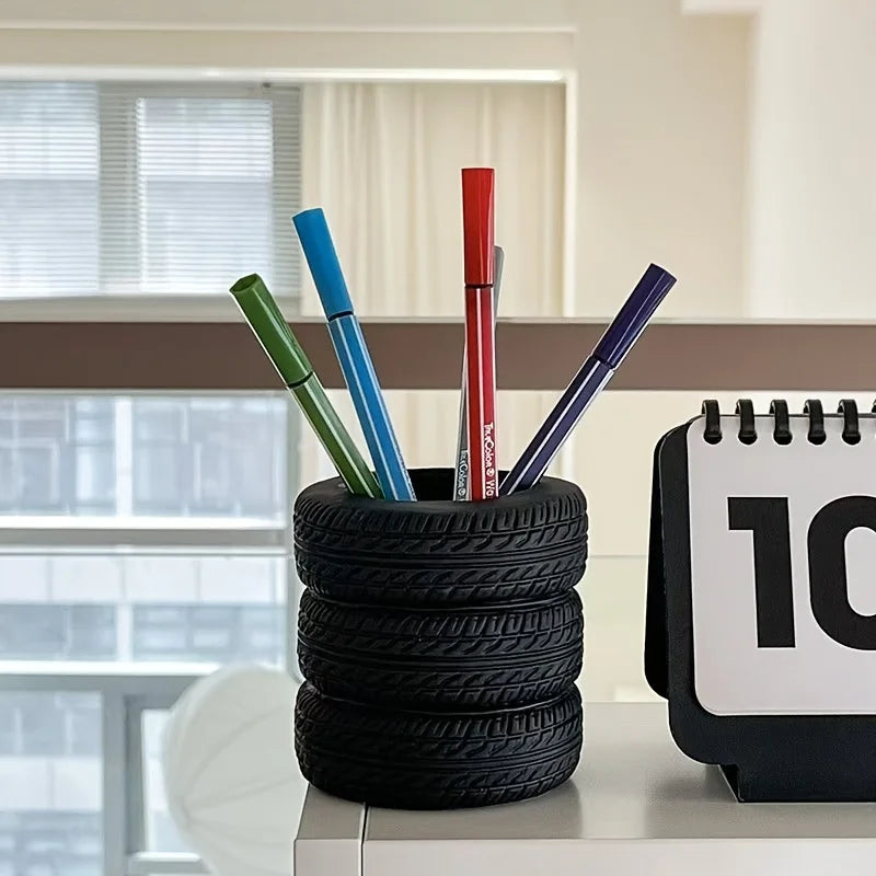 Porte-Stylos Forme Pneu de Voiture – Organiseur Bureau Original – Style Fun & Déco